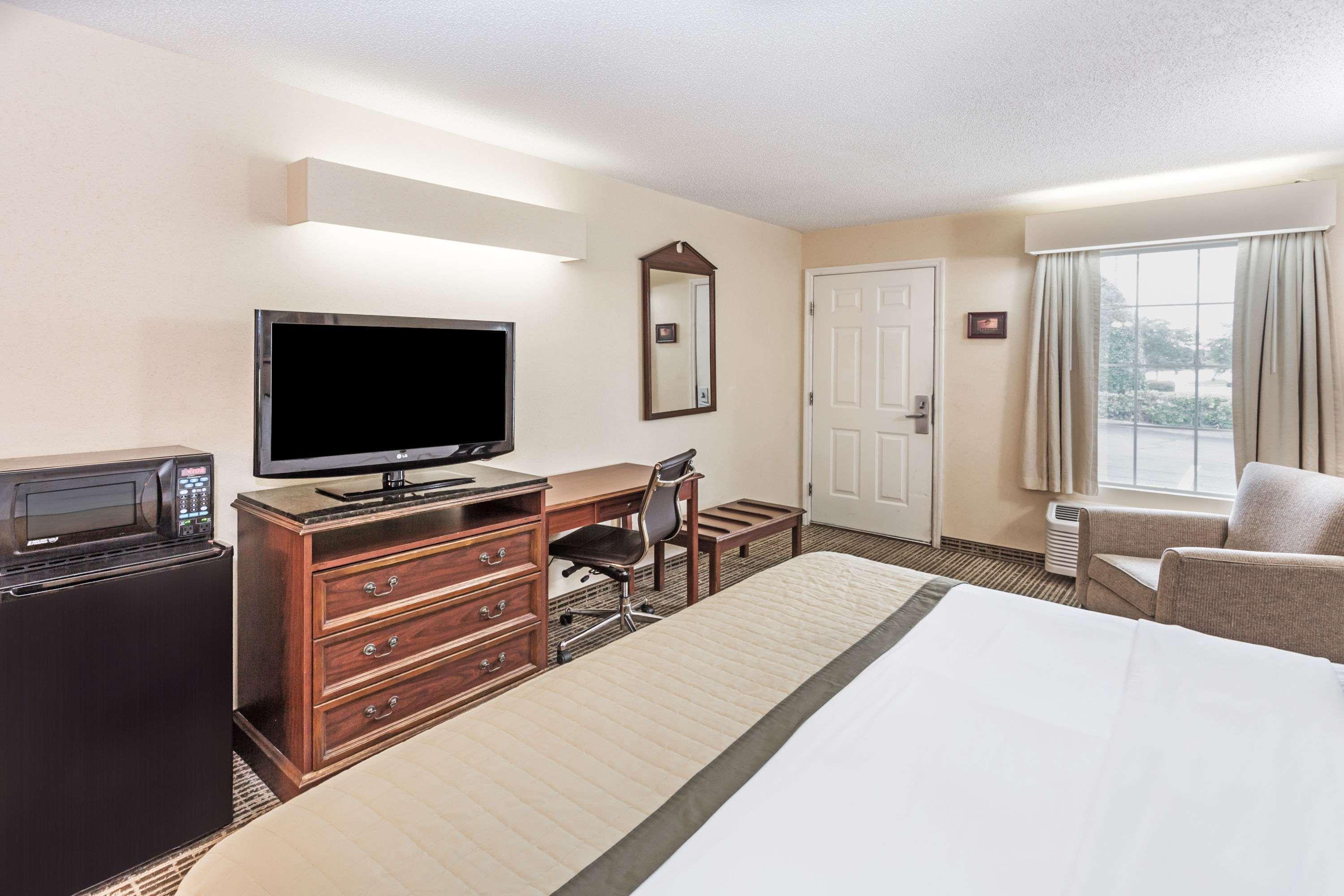 Baymont By Wyndham Valdosta At Valdosta Mall Zewnętrze zdjęcie