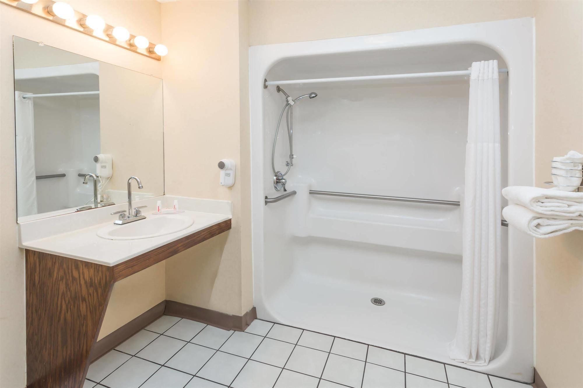 Baymont By Wyndham Valdosta At Valdosta Mall Zewnętrze zdjęcie
